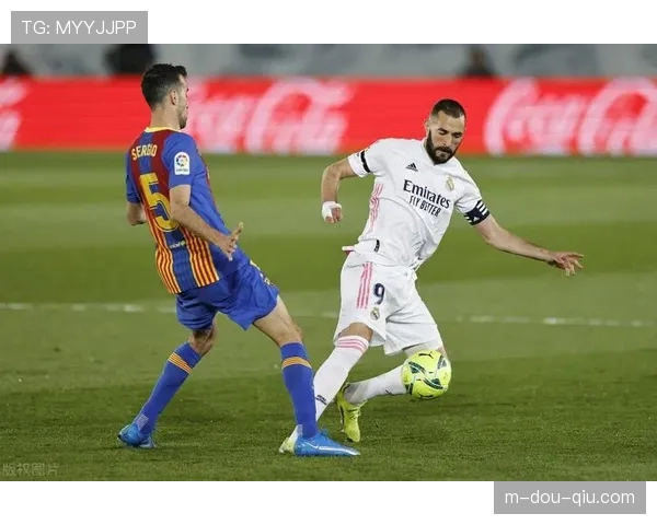 西班牙国家德比前瞻:巴萨新帅弗里克的首秀,如何应对皇马的菱形中场 西班牙国家德比前瞻:巴萨新帅弗里克的首秀,如何应对皇马的菱形中场